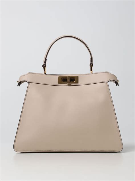 fendi borsa shopping foto|fendi borsa peekaboo.